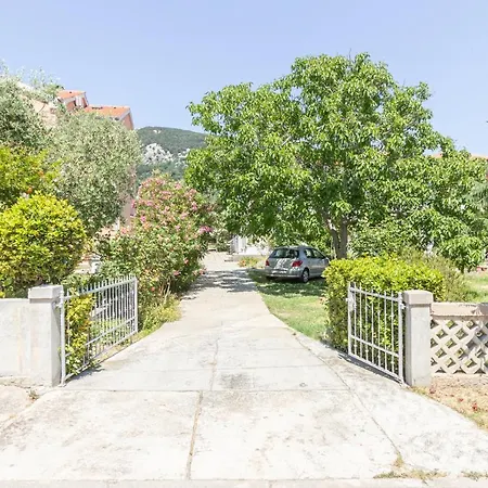 Apartment Beti With Balcony Baska  Exterior photo