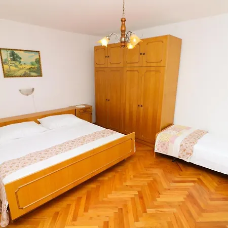 Apartment Beti With Balcony Baska  Exterior photo