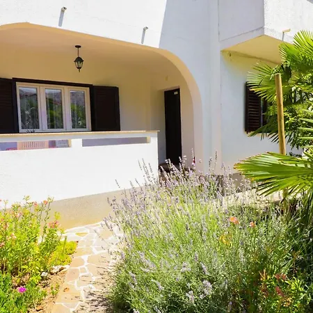 Apartment Beti With Balcony Baska  Exterior photo