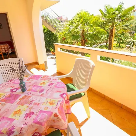 Apartment Beti With Balcony Baska  Exterior photo