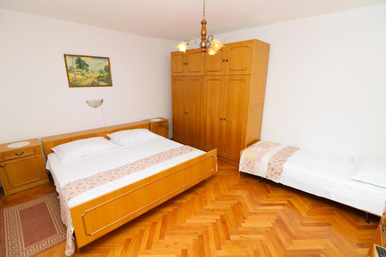 Apartment Beti With Balcony Baska (Krk)